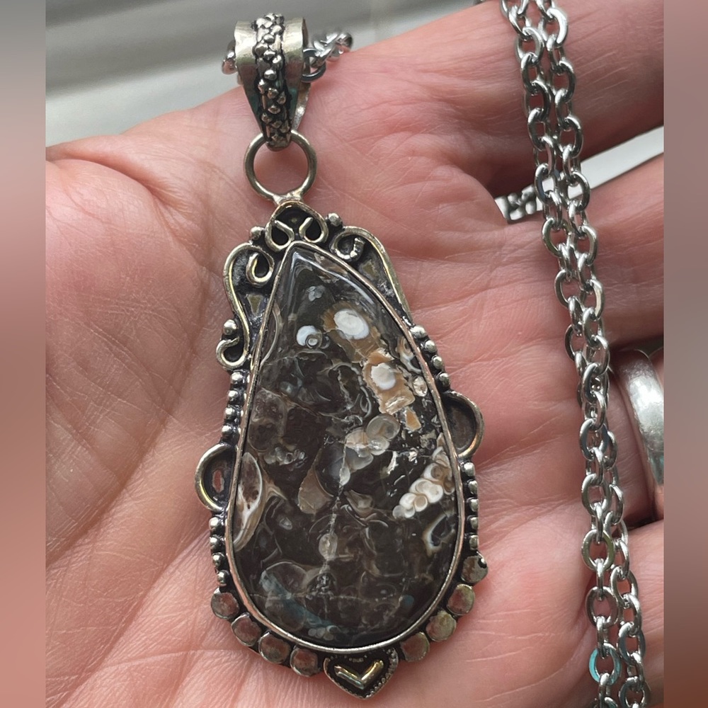 Turritella Pendant’n Necklace